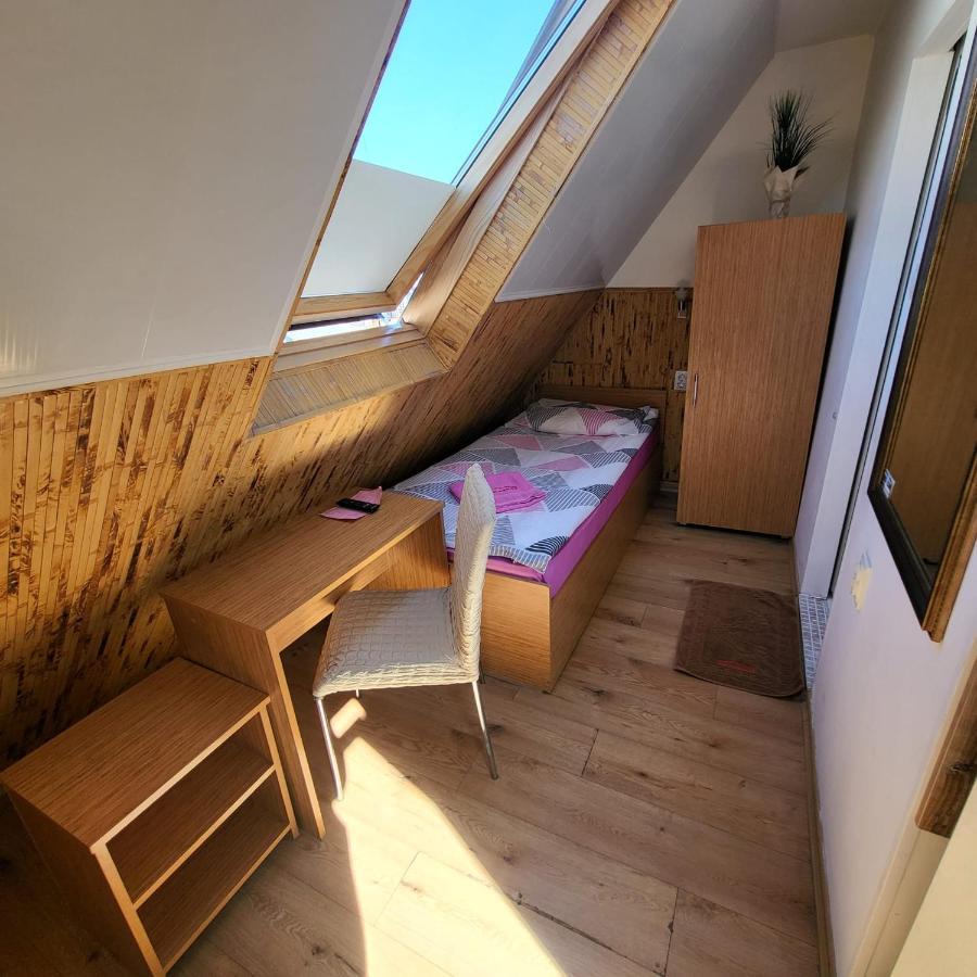 Pension Haus Baron 1 Neckarau MHG Buitenkant foto